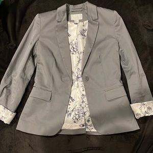 H&M fitted grey jacket with beautiful lining, like new, size 6